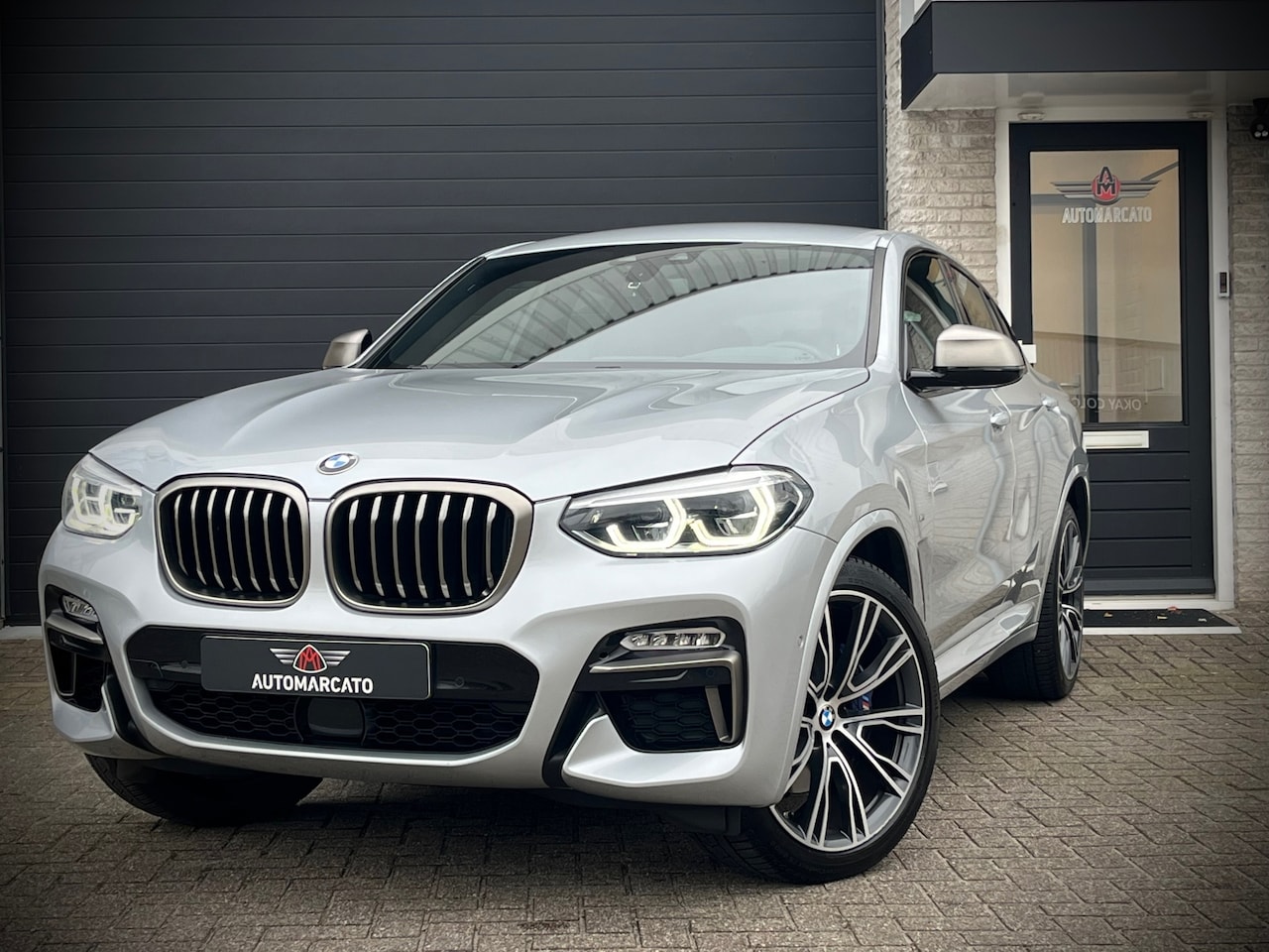 BMW X4 - M40i High Executive | M-Pakket | Dealer onderh. | 21 Inch | Navi | Head-Up | Camera | Xeno - AutoWereld.nl