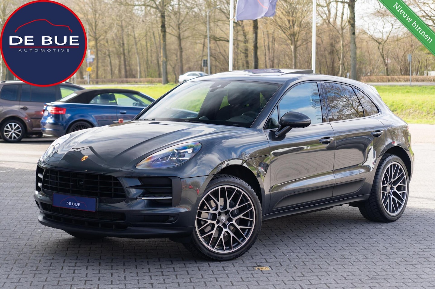 Porsche Macan - 2.0 PDK Org.NL|Facelift|Luchtvering|Panoramadak|Trekhaak|CarPlay|ACC|Leder|SportDesign|Dea - AutoWereld.nl