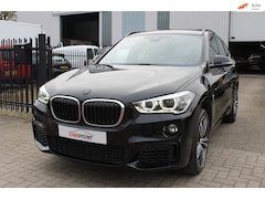 BMW X1 - SDrive18i High Exec. Pano LED Leer Navi Trekhaak Cruise