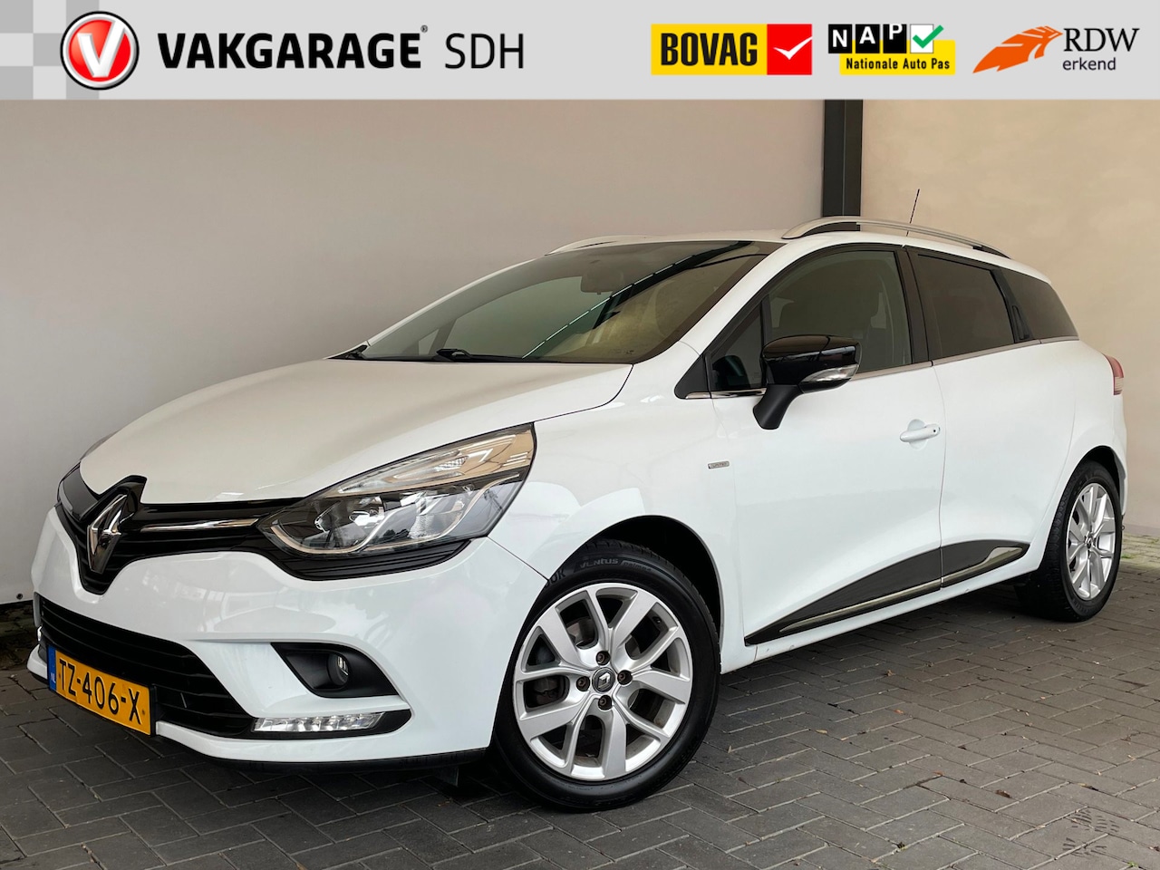 Renault Clio Estate - 0.9 TCe Limited|Airco|Parkeersensoren|Cruise Control - AutoWereld.nl