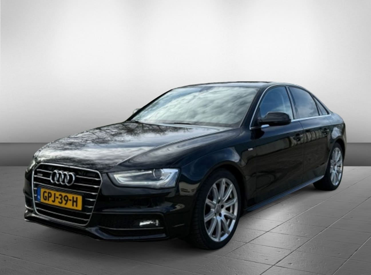 Audi A4 Limousine - 1.8 TFSI S Edition - AutoWereld.nl
