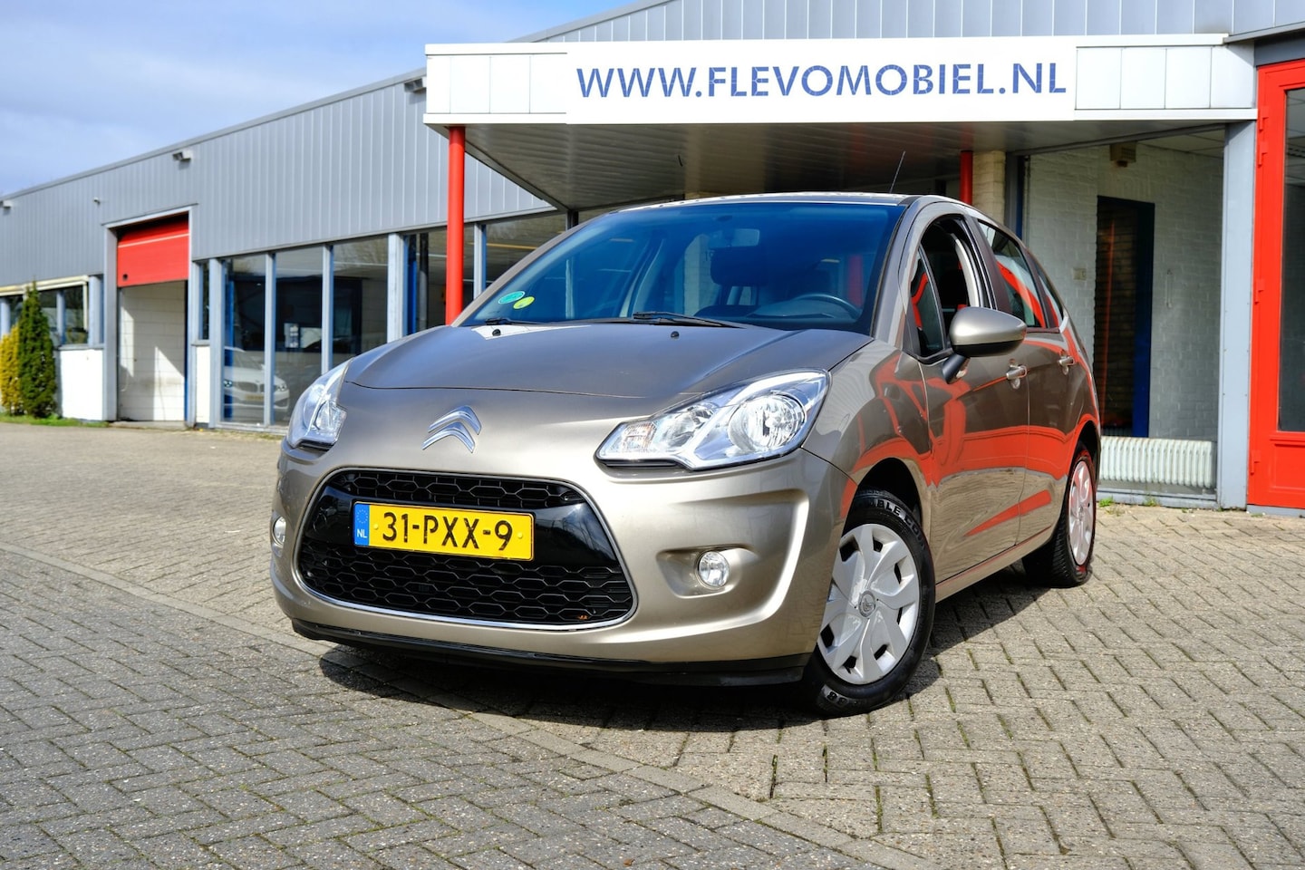 Citroën C3 - 1.6 e-HDi Dynamique 5-drs Airco|Cruise|Trekhaak - AutoWereld.nl