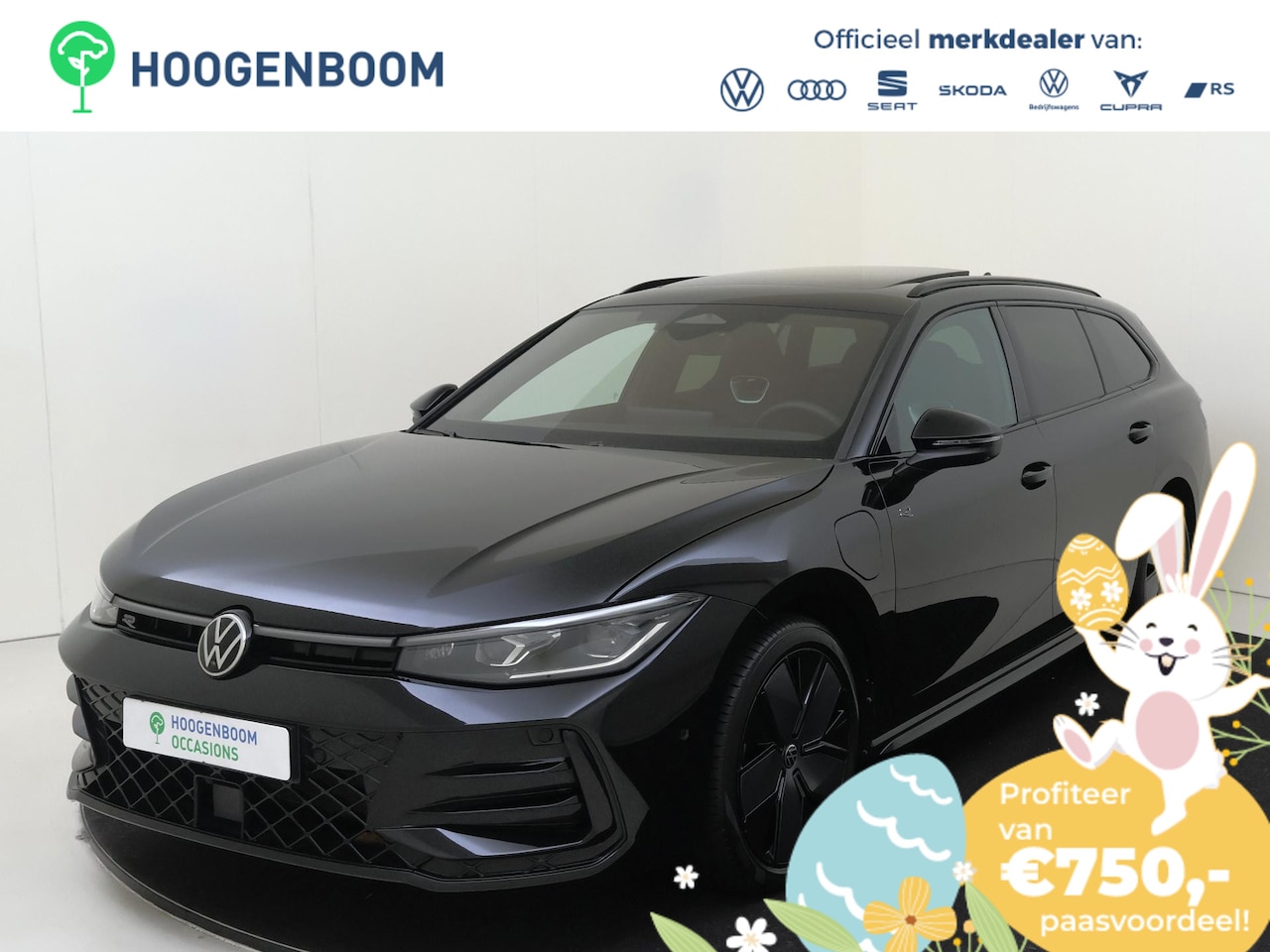 Volkswagen Passat Variant - 1.5 eHybrid R-Line Edition | SoH 100% | Panoramadak | Trekhaak | Black style | Head-up dis - AutoWereld.nl