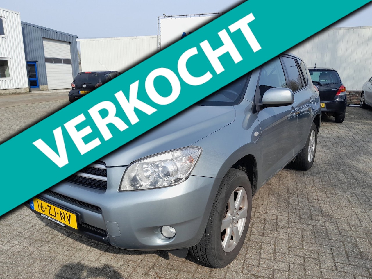 Toyota RAV4 - 2.0 VVTi X-Style complete in Nederland nieuw geleverde Rav4 automaat met leren bekleding e - AutoWereld.nl