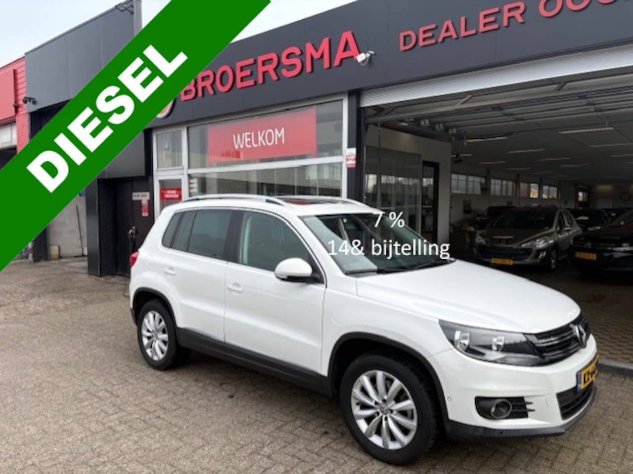 Volkswagen Tiguan - 2.0 TDI Sport&Style 2 EIGENAAR  NL *PANO *CLIMATE * DIESEL - AutoWereld.nl