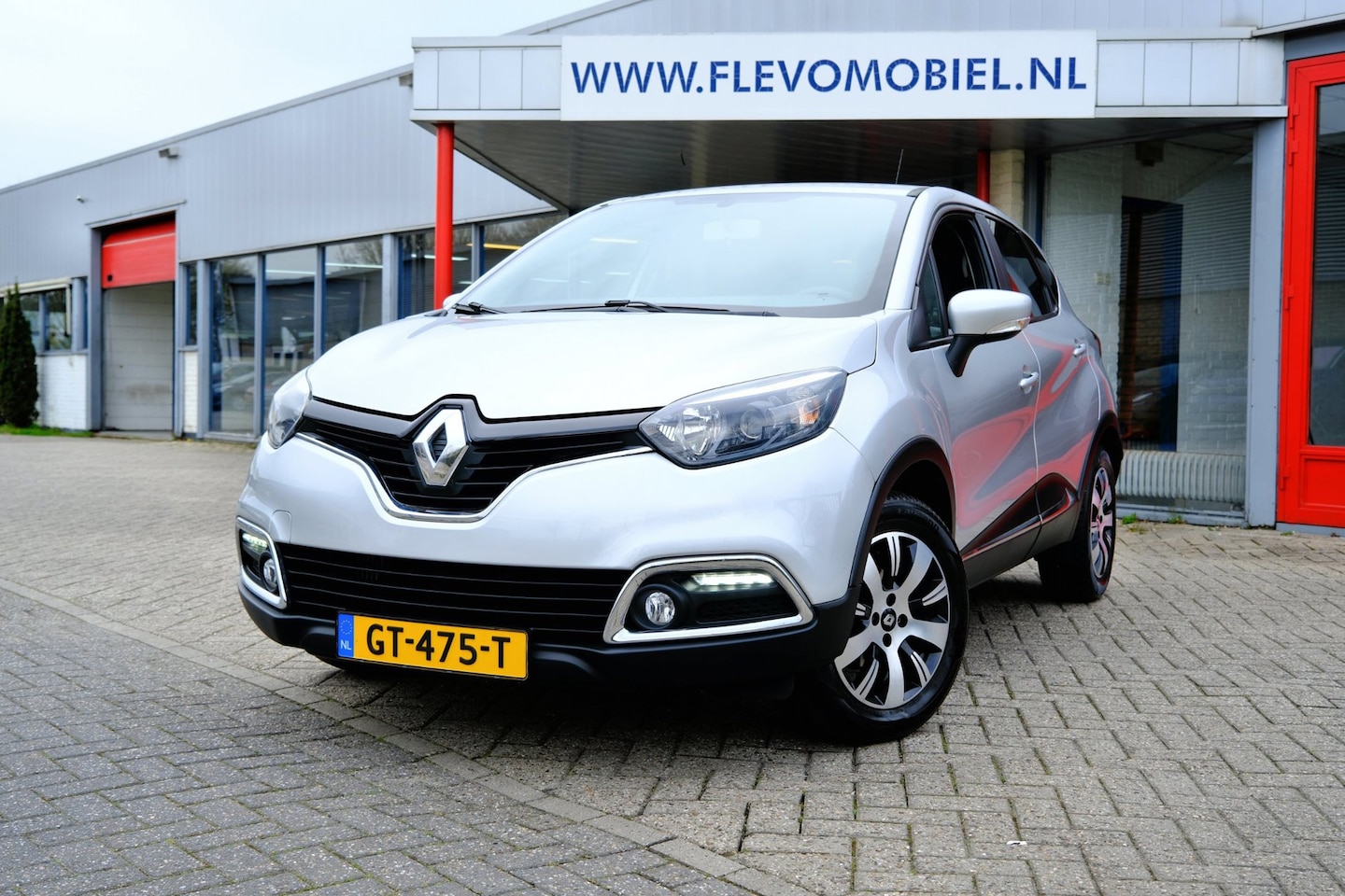 Renault Captur - 0.9 TCe Expression Airco|Navi via Android|LMV|Cruise - AutoWereld.nl