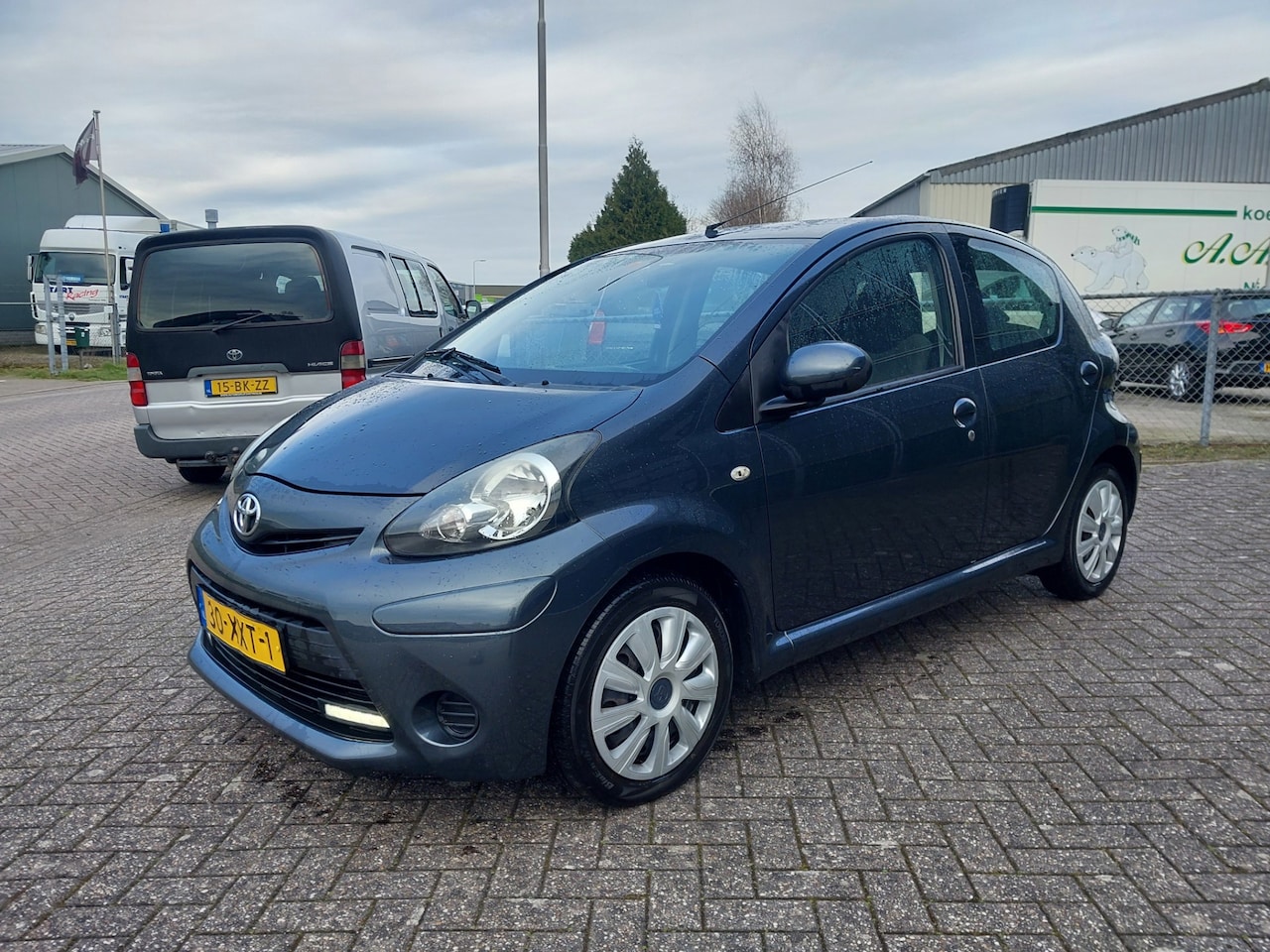 Toyota Aygo - 1.0 VVT-i Aspiration !! AUTOMAAT !! - AutoWereld.nl