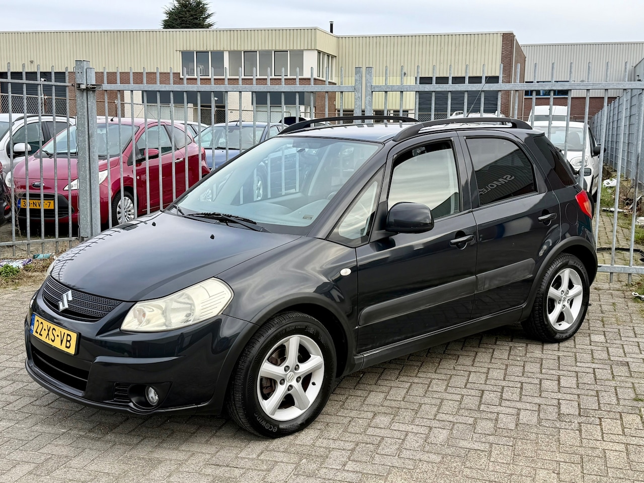 Suzuki SX4 - 1.6 Shogun 5 deurs! NL AUTO NAP! AIRCO l TREKHAAK l MTF-STUUR l ELEK PAKKET! 2 SLEUTELS l - AutoWereld.nl
