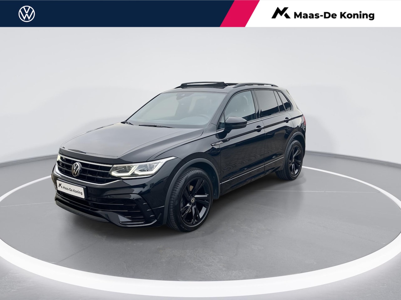 Volkswagen Tiguan - 1.5TSI/150PK DSG R-Line · Panoramadak · Blackstyle · Apple/Android Car Play · Navigatie · - AutoWereld.nl