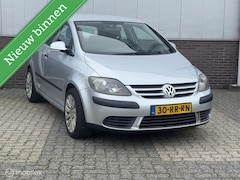 Volkswagen Golf - 1.6 FSI Comfortline