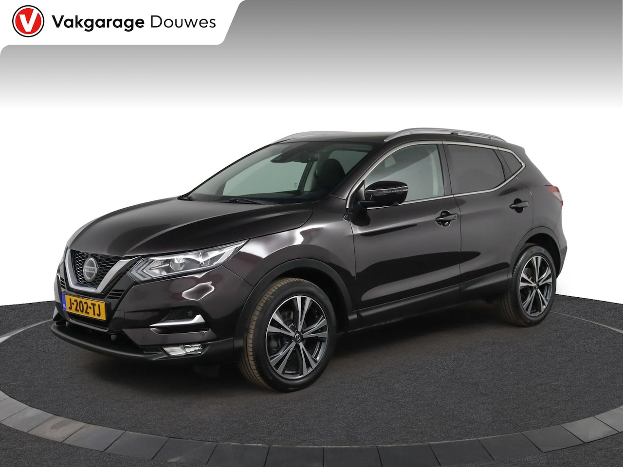 Nissan Qashqai - 1.3 DIG-T N-Connecta | Pano | Carplay | 360° camera | PDC | Cruise - AutoWereld.nl