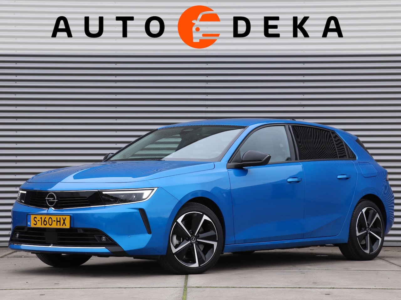 Opel Astra - 1.6 Turbo Plug In Hybrid Business Edition Automaat *Winterpack*Navigatie* - AutoWereld.nl