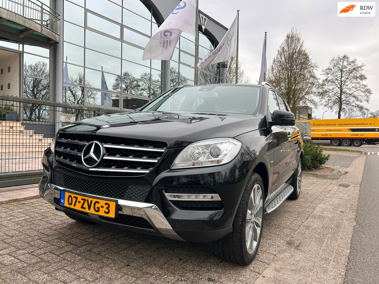 Mercedes-Benz M-klasse - 350 4 matic aut 84779 km nieuwstaat - AutoWereld.nl
