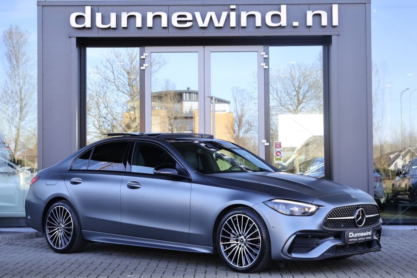 Mercedes-Benz C-klasse - C 180 *AMG*PANO*SFEER*DIGITAL*CAMERA*MAGNO*19 - AutoWereld.nl