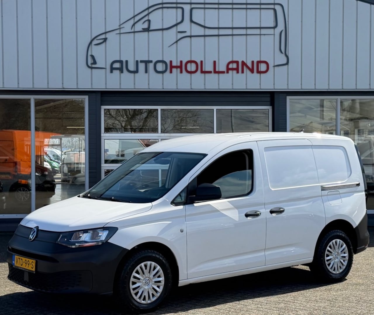 Volkswagen Caddy - 2.0 TDI 55KW 75PK EURO 6 DUBBELE SCHUIFDEUR/ AIRCO/ CRUISE CONTROL/ 100% DEALERONDERHOUDEN - AutoWereld.nl
