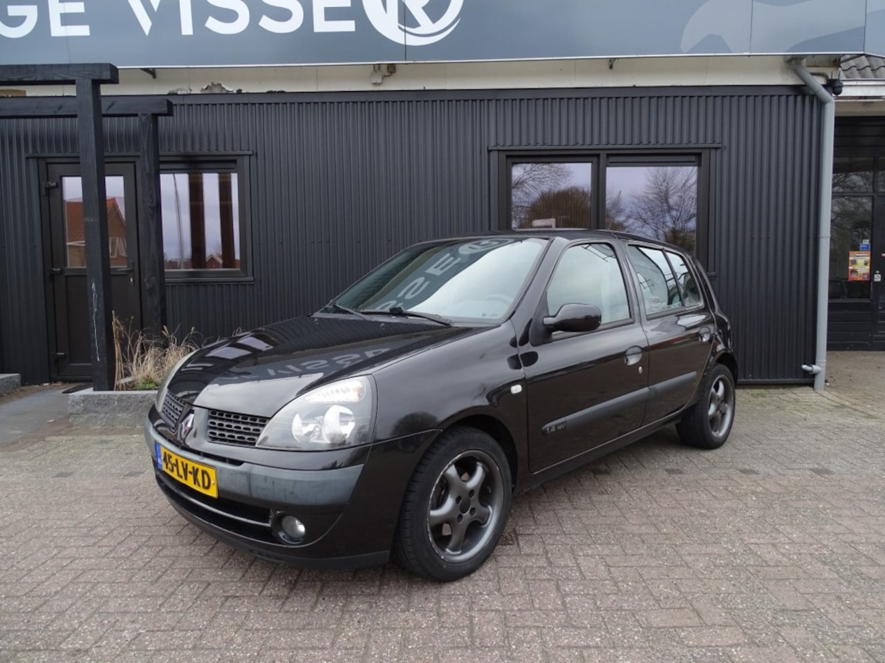 Renault Clio - Airco 5Drs CV op afstandsbediening trekhaak - AutoWereld.nl