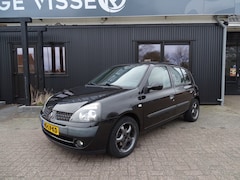 Renault Clio - Airco 5Drs CV op afstandsbediening trekhaak