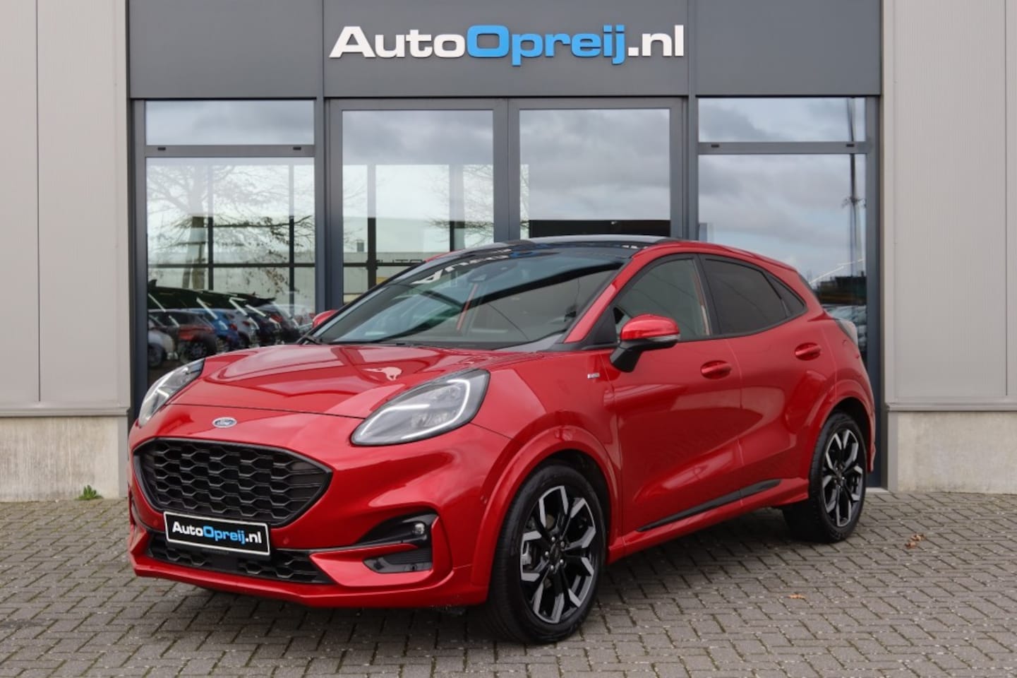 Ford Puma - 1.0 EcoBoost 155pk AUTOMAAT ST-Line X NAVI, Massage, Winterpakket, Schuif/kanteldak - AutoWereld.nl