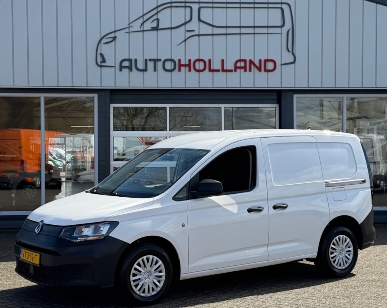 Volkswagen Caddy - 2.0 TDI 55KW 75PK EURO 6 DUBBELE SCHUIFDEUR/ AIRCO/ CRUISE CONTROL/ 100% DEALERONDERHOUDEN - AutoWereld.nl