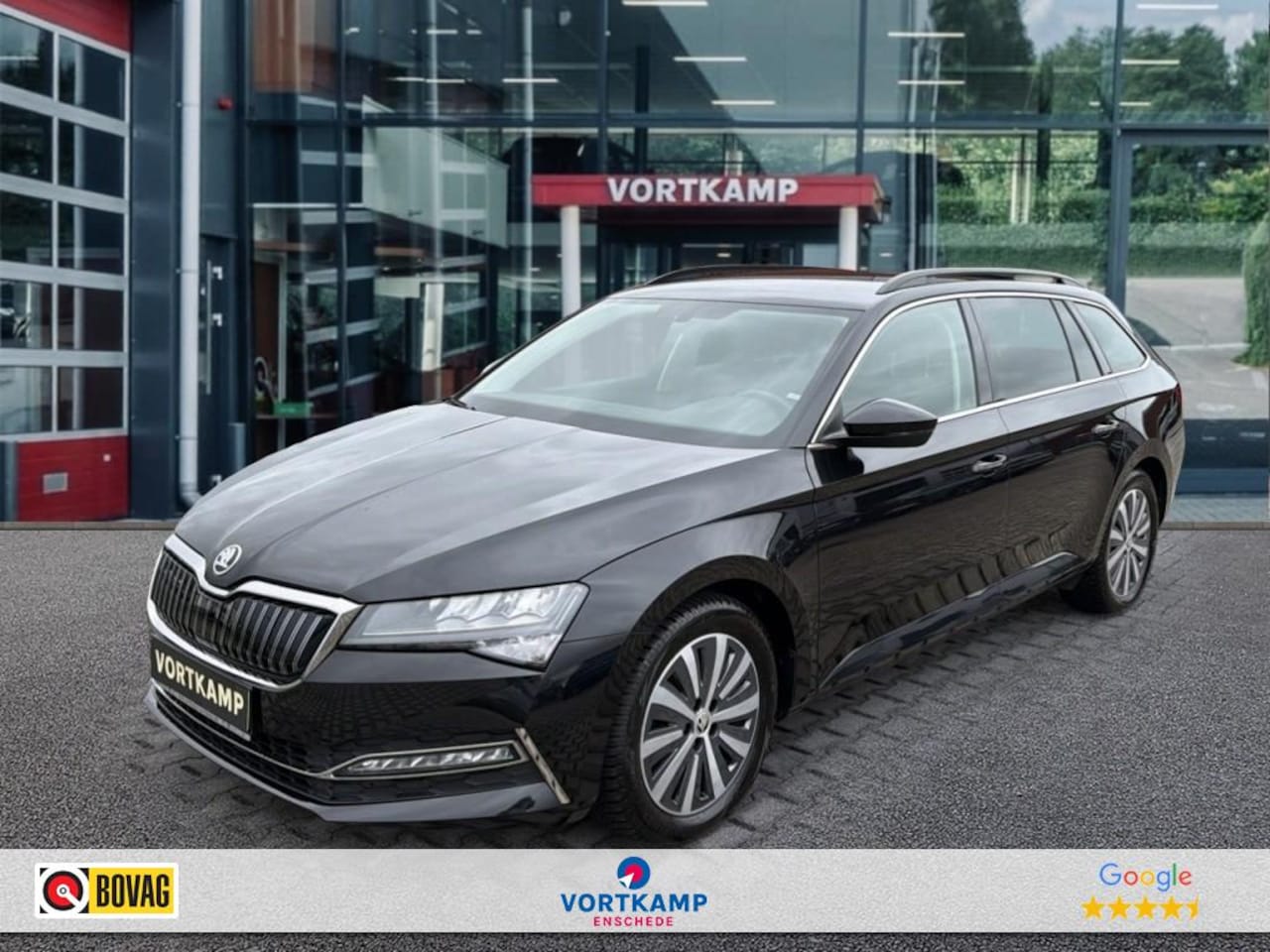 Skoda Superb - 1.4 TSI iV AMBITION TREKHAAK/CRUISE/STOELVERW/NAVI/CARPLAY - AutoWereld.nl