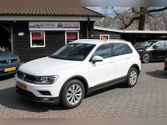 Volkswagen Tiguan - 1.5 TSI ACT ComfortLine Business Automaat - Camera navi