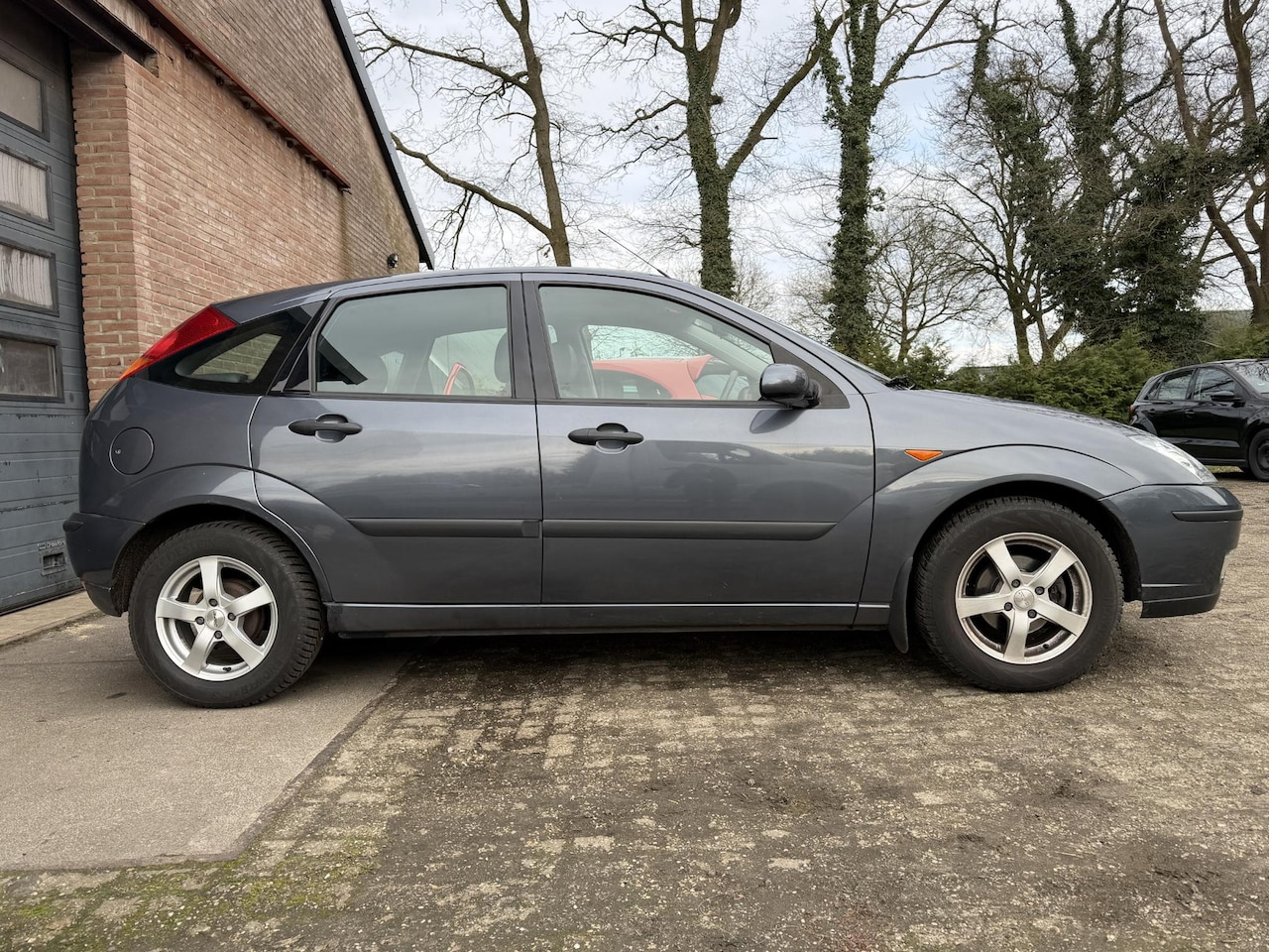 Ford Focus - 1.6-16V Futura Climate/Leer/1ste eigenaar/NAP - AutoWereld.nl