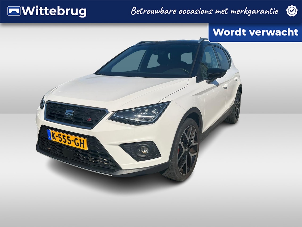 SEAT Arona - 1.0 TSI FR / Digitaal dashboard / Navigatie / App connect / Camera / Parkeersensoren V+A / - AutoWereld.nl