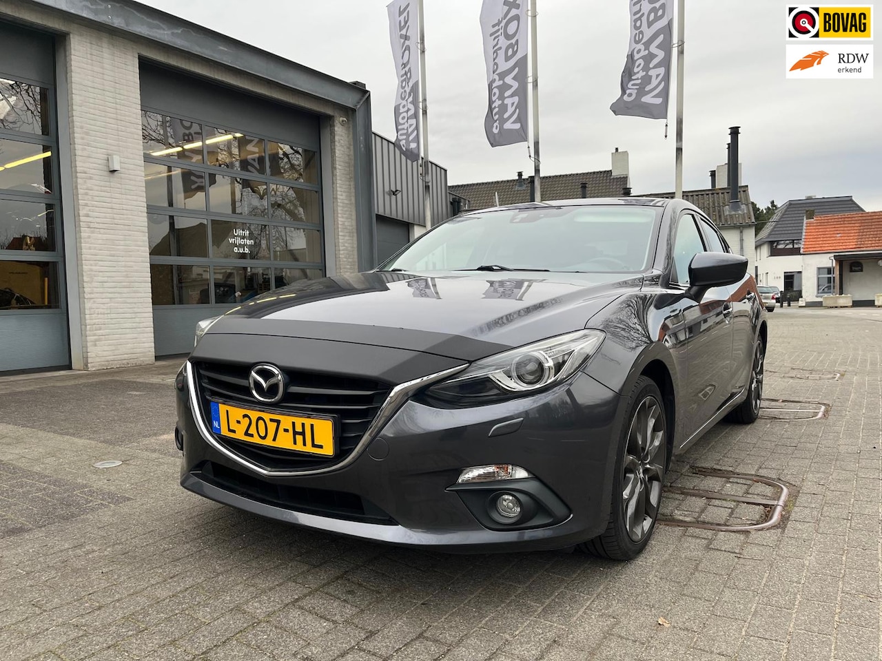 Mazda 3 - 2.0 SkyActiv-G 120 SkyLease 2.0 SkyActiv-G 120 SkyLease+ - AutoWereld.nl