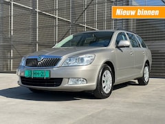 Skoda Octavia Combi - 1.4 TSI AMBITION AIRCO APK 2-3-2027