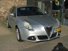 Alfa Romeo Giulietta - 1.4 16V Turbo 170PK Distinctive
