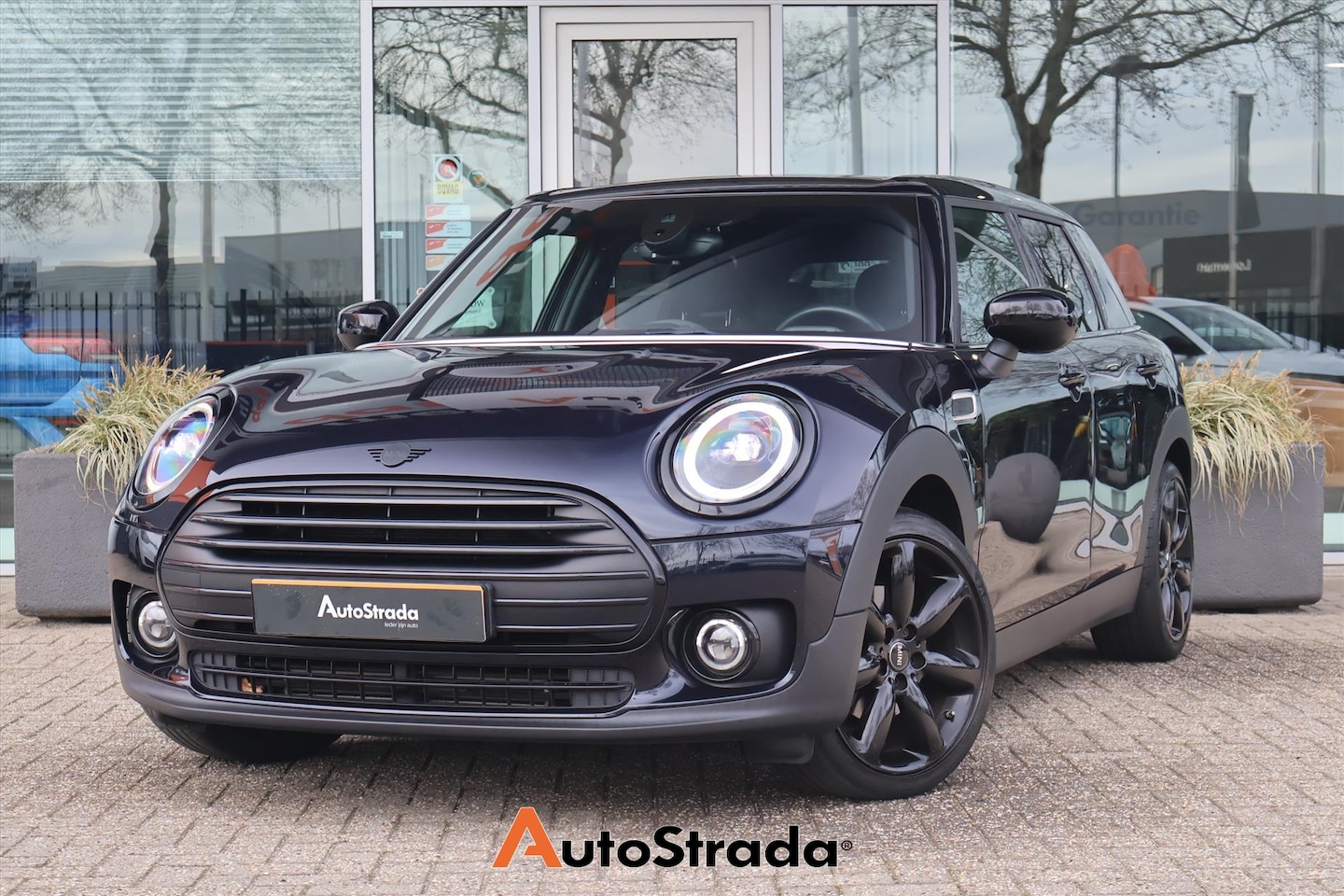 MINI Clubman - Mini (f54) 1.5 Business Edition 136pk | Cruise | Virtual | Climate | Trekhaak | LED | Navi - AutoWereld.nl
