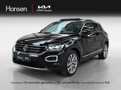 Volkswagen T-Roc - 1.0 TSI Style Business I Pano I Trekhaak I Stoelverwarming
