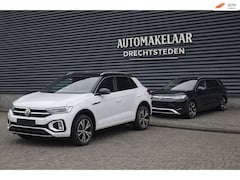 Volkswagen T-Roc - 1.5 TSI 3* R-Line Carpass + Pano/DSG/Keyless/Trekhaak/