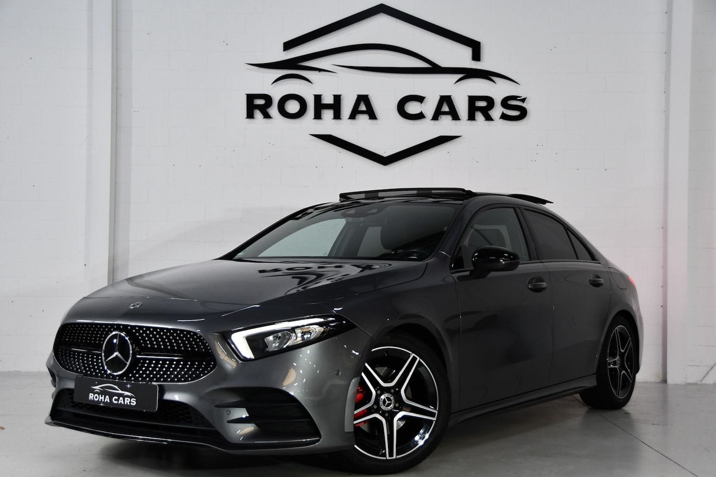 Mercedes-Benz A-klasse - A200 AMG Pano*Camera*Keyless - AutoWereld.nl