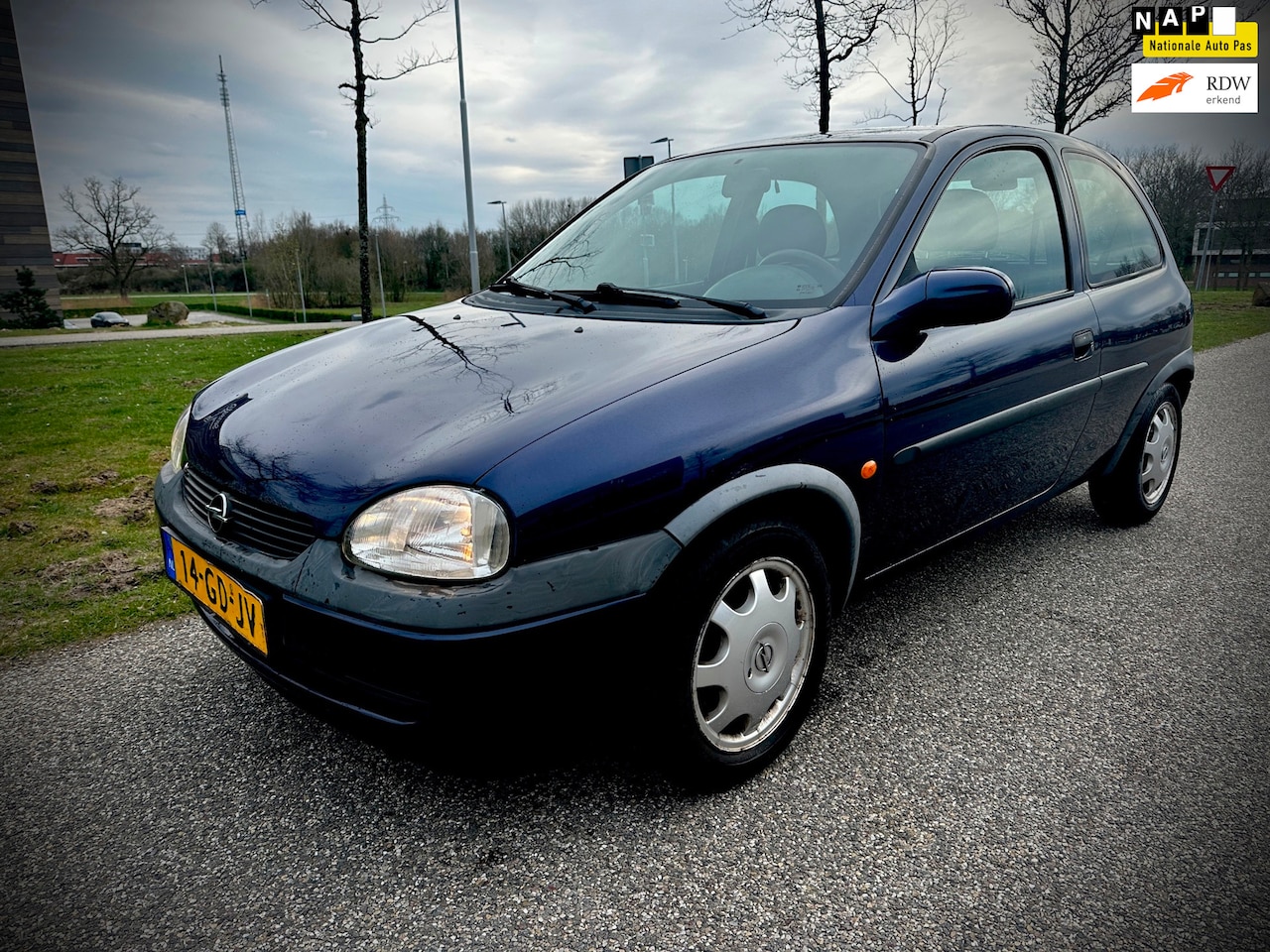 Opel Corsa - 1.2i-16V Onyx 1.2i-16V Onyx, apk, airco, inruilkoopje - AutoWereld.nl