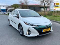 Toyota Prius - 1.8 Plug-in Business Plus, Aut, Acc, Cam, Keyless, Pdc, Navi, HU display, Stoelvrw, JBL, G
