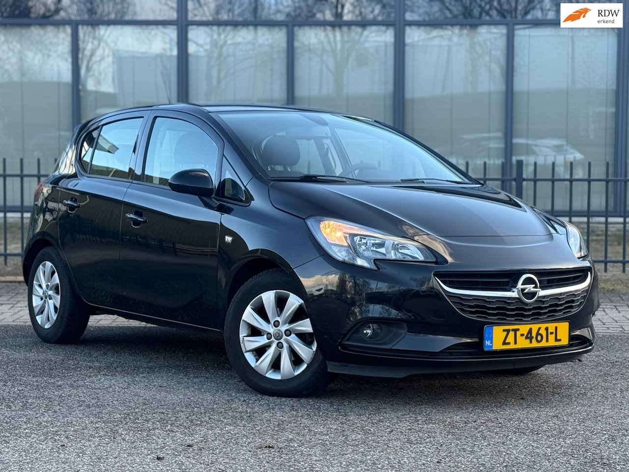 Opel Corsa - 1.2 1.2 - AutoWereld.nl