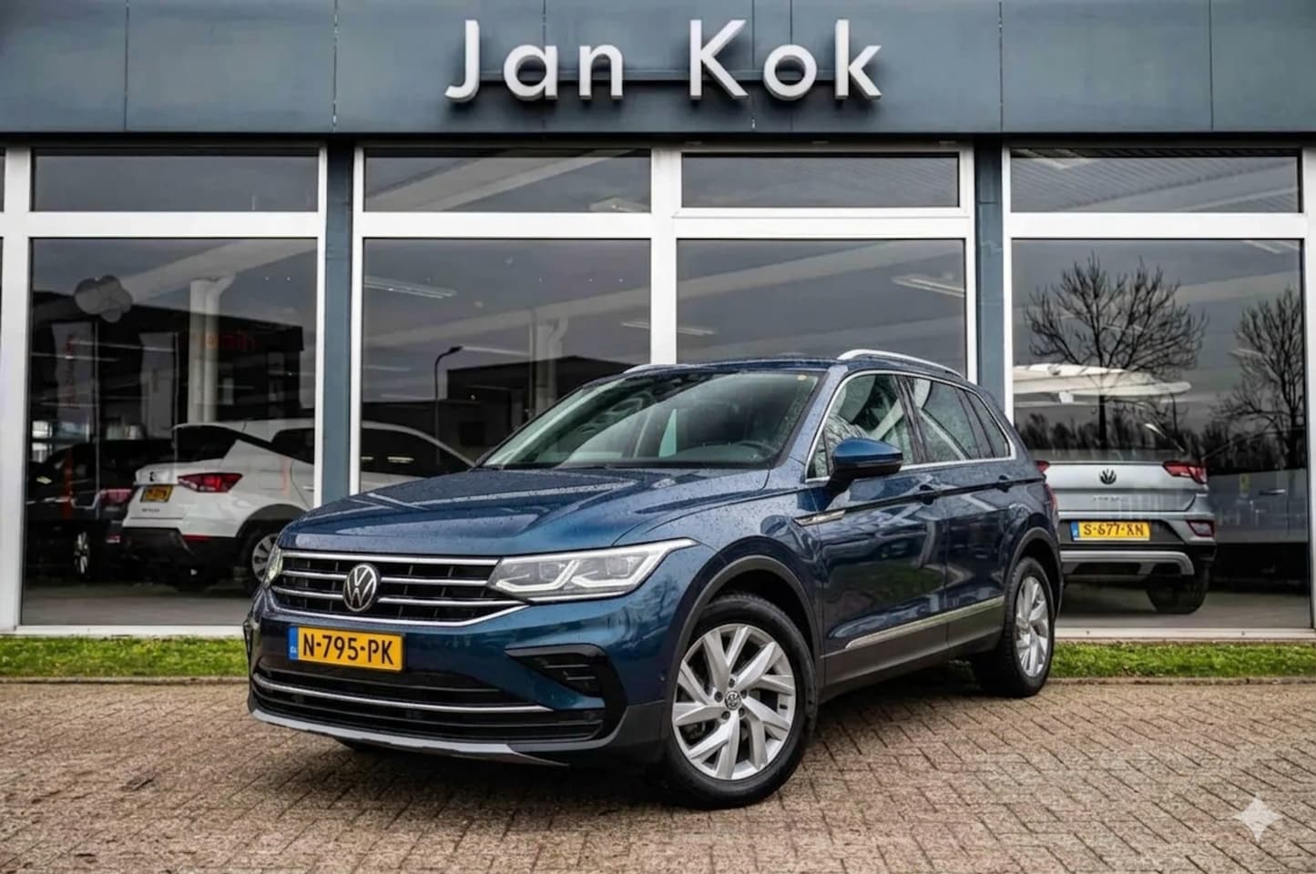 Volkswagen Tiguan - 1.5 TSi 150 pk DSG-7 Elegance | Matrix LED | Alcantara | Virtual Cockpit - AutoWereld.nl