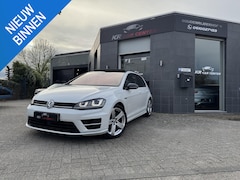 Volkswagen Golf - 2.0 TSI R 4Motion PANO-KEYLESS-LEDER-ACC-DCC