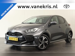 Toyota Yaris - 1.5 Hybrid 115 First Edition Limited Parkeersensoren, Stoelverwarming, Apple Carplay / And