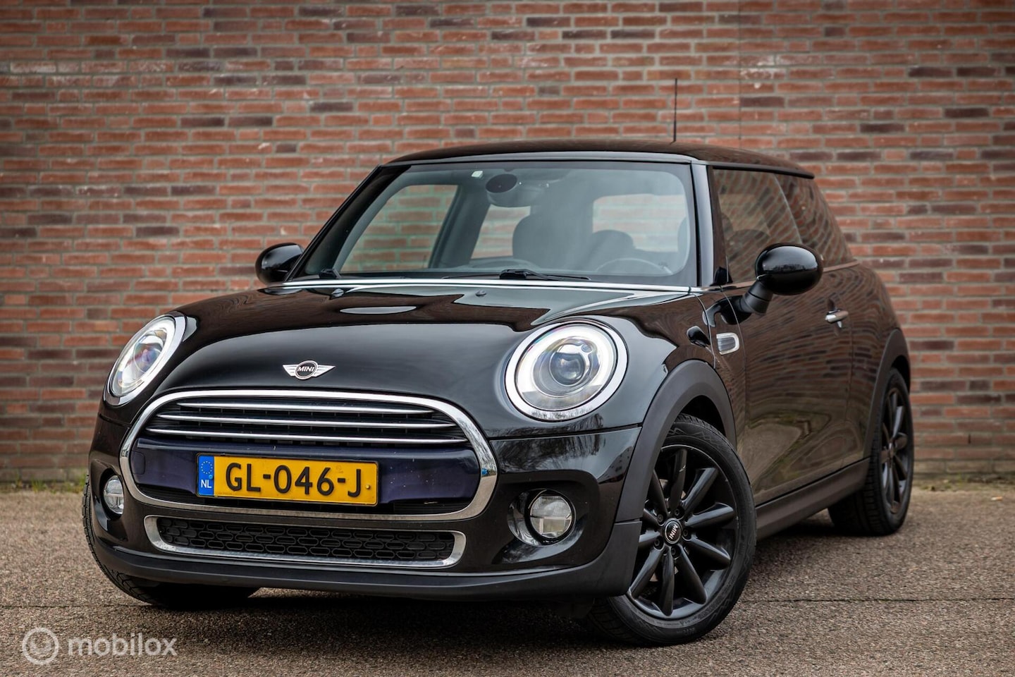 MINI Cooper - Mini 1.5 D Pepper |Nap |Navi |Netjes |Keyless go - AutoWereld.nl