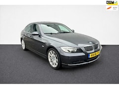 BMW 3-serie - 320i Dynamic Executive NAP/Cruise/Automaat/Onderhoudboekjes