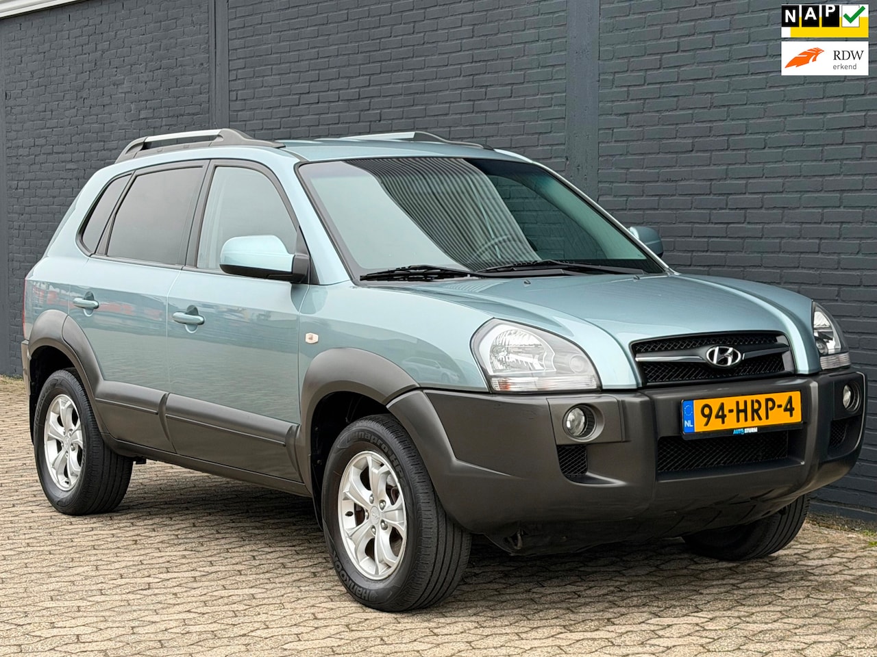 Hyundai Tucson - 2.0i Style AIRCO NAVI TREKHAAK - AutoWereld.nl