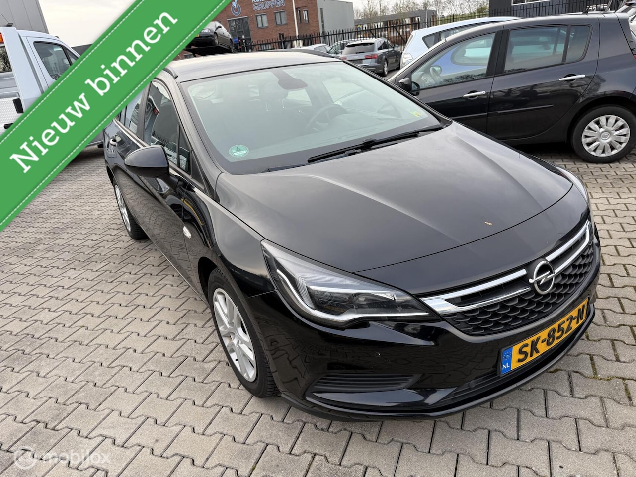 Opel Astra Sports Tourer - 1.6 CDTI Business 1.6 CDTI Business+ - AutoWereld.nl