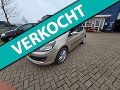 Renault Clio - 1.4-16V Exception