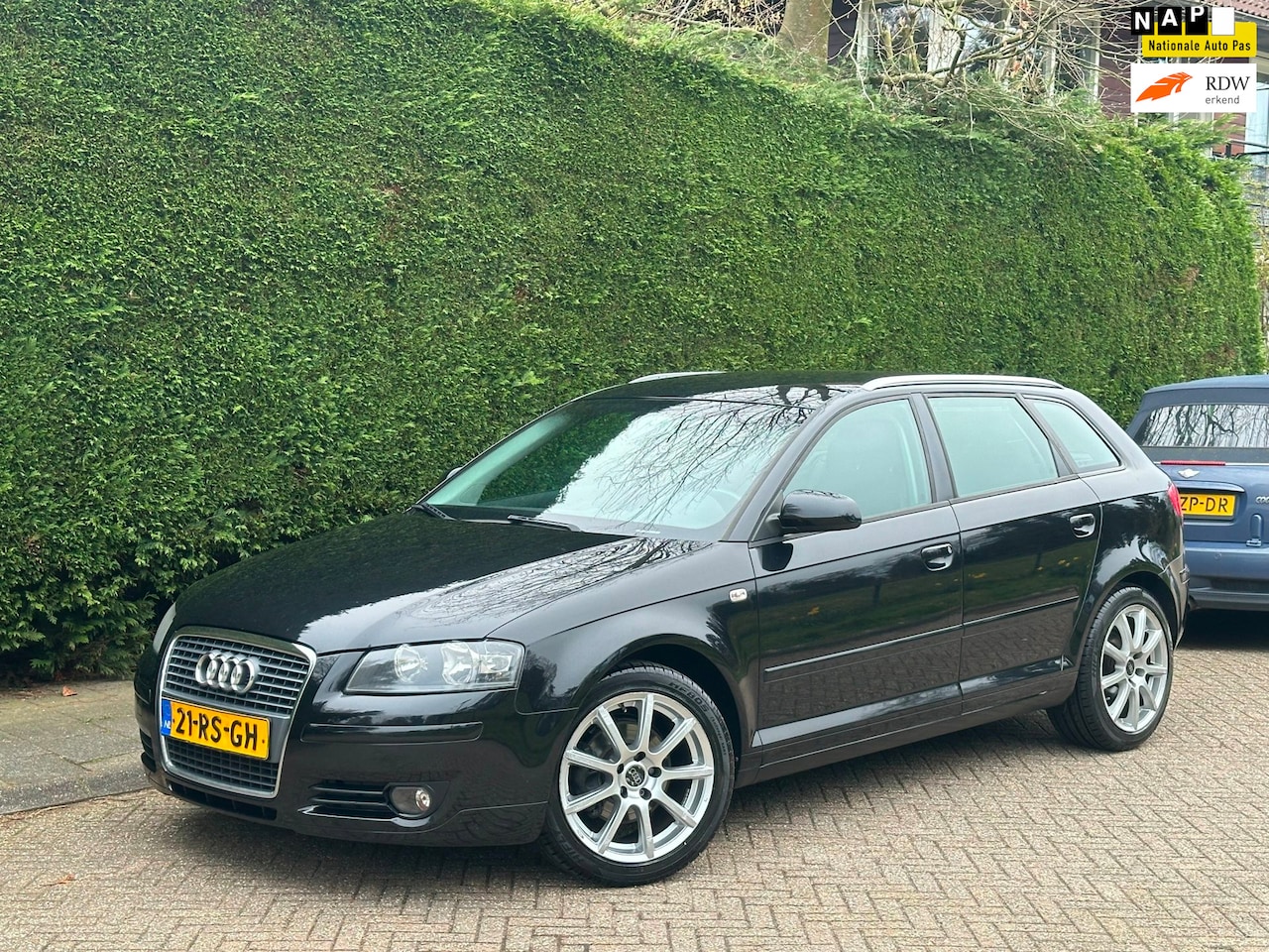 Audi A3 Sportback - 2.0 FSI AIRCO/LEER//PDC/RIJDT GOED/150PK!! - AutoWereld.nl