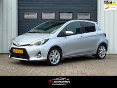 Toyota Yaris - 1.5 Full Hybrid Dynamic 1e EIG / PANO / NAVI
