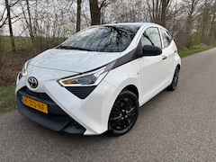 Toyota Aygo - 1.0VVT-i x-fun 5-Drs *Airco* 53DKM