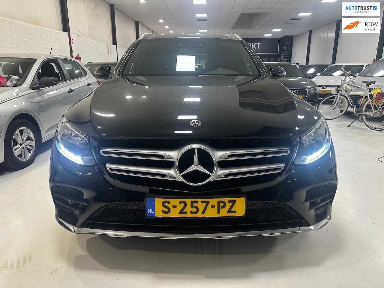 Mercedes-Benz GLC-klasse - 250 4MATIC AMG 1 JAAR GARANTIE - AutoWereld.nl