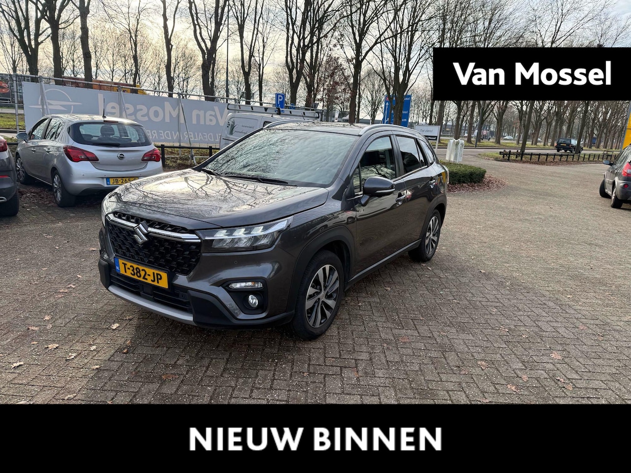 Suzuki S-Cross - 1.4 Boosterjet Style Smart Hybrid | Stoel verwarming | Camera | Navigatie | - AutoWereld.nl